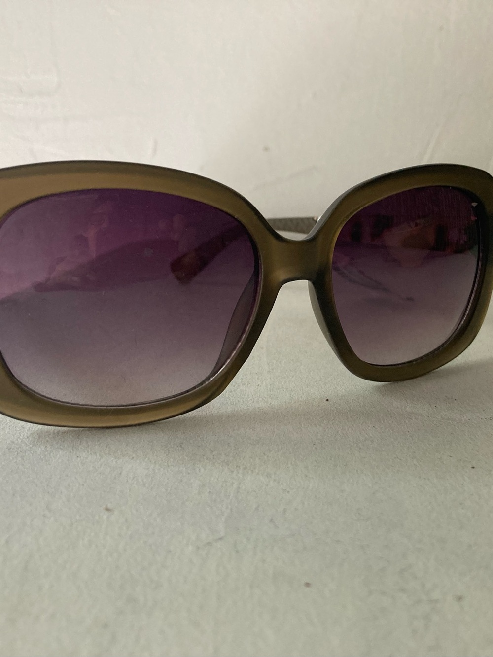Elie Tahari Translucent Olive Green/Tortoise Shell Black Lenses NWT